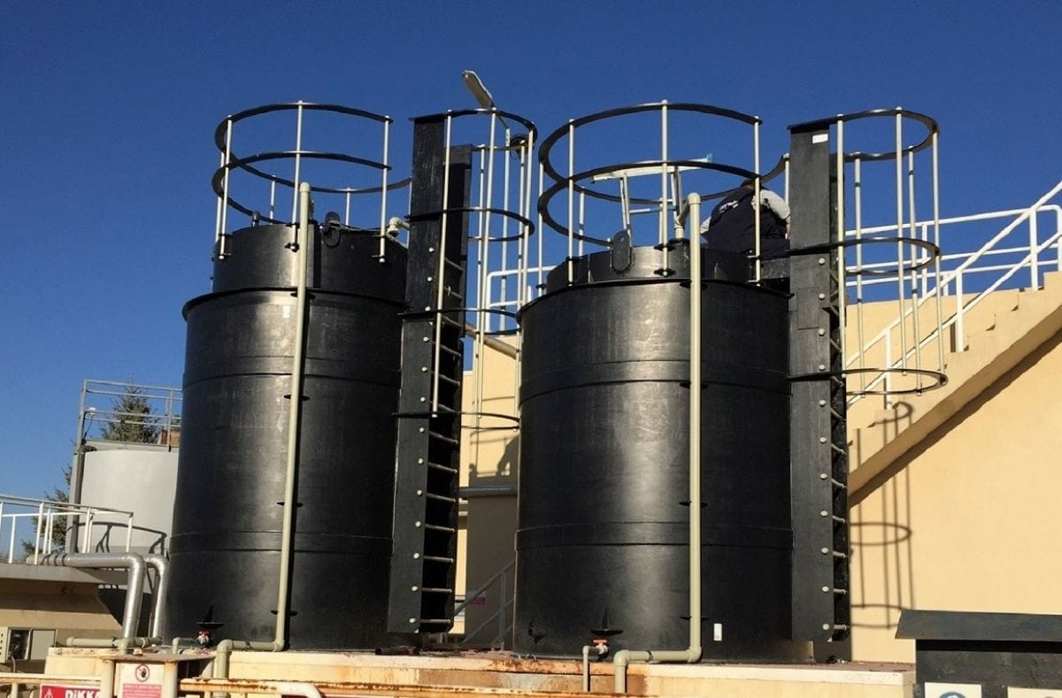 Which is better HDPE tank or FRP tank?